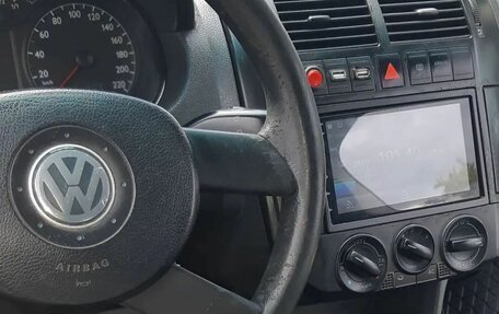 Volkswagen Polo IV рестайлинг, 2004 год, 280 000 рублей, 12 фотография