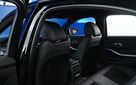 BMW 3 серия, 2019 год, 4 400 000 рублей, 11 фотография