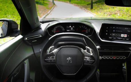 Peugeot 2008 II, 2021 год, 1 545 000 рублей, 2 фотография