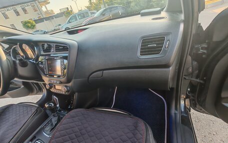 KIA cee'd III, 2015 год, 1 350 000 рублей, 27 фотография