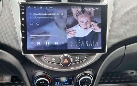 Hyundai Solaris II рестайлинг, 2016 год, 1 090 000 рублей, 8 фотография