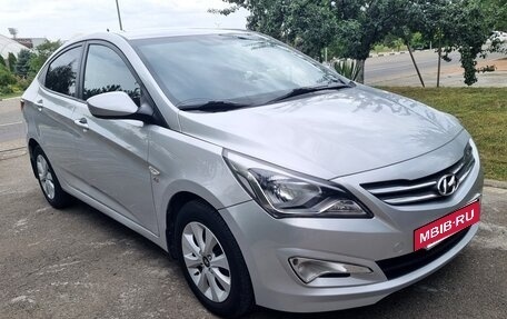 Hyundai Solaris II рестайлинг, 2016 год, 1 090 000 рублей, 2 фотография