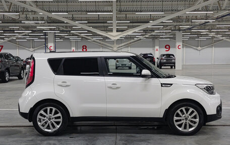 KIA Soul II рестайлинг, 2017 год, 1 340 000 рублей, 5 фотография