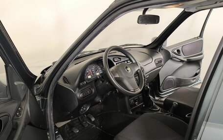 Chevrolet Niva I рестайлинг, 2011 год, 580 000 рублей, 8 фотография