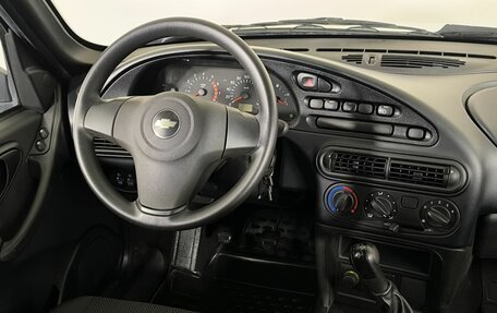Chevrolet Niva I рестайлинг, 2011 год, 580 000 рублей, 11 фотография