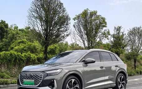 Audi Q4 e-tron, 2024 год, 3 850 000 рублей, 1 фотография