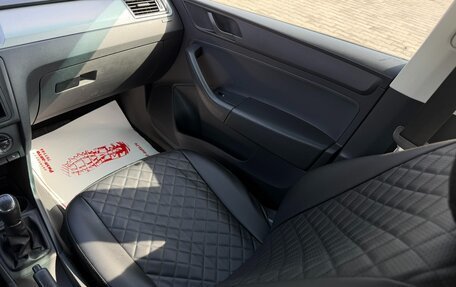 Skoda Rapid I, 2015 год, 650 000 рублей, 19 фотография