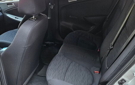 Hyundai Solaris II рестайлинг, 2015 год, 799 999 рублей, 6 фотография