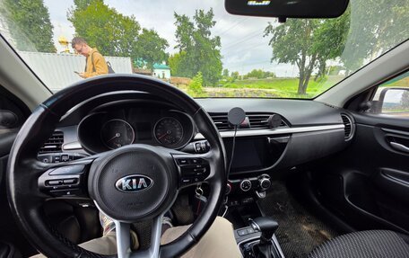 KIA Rio IV, 2018 год, 1 400 000 рублей, 9 фотография