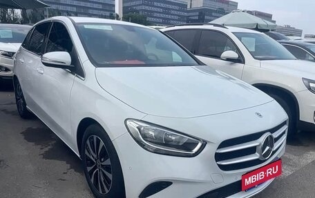 Mercedes-Benz B-Класс, 2022 год, 1 862 006 рублей, 3 фотография