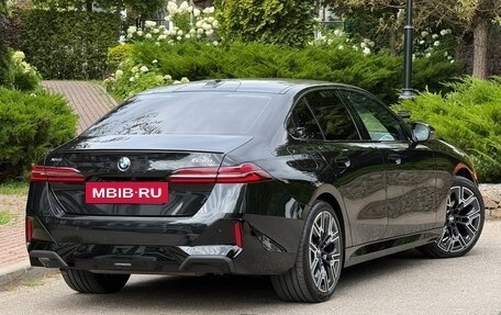 BMW 5 серия, 2025 год, 9 390 000 рублей, 2 фотография