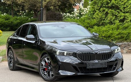 BMW 5 серия, 2025 год, 9 390 000 рублей, 25 фотография