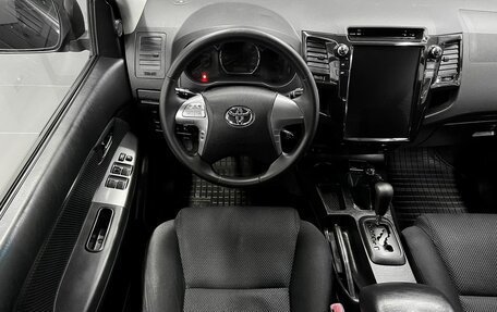 Toyota Hilux VII, 2015 год, 2 295 000 рублей, 11 фотография