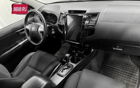 Toyota Hilux VII, 2015 год, 2 295 000 рублей, 13 фотография