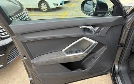 Audi Q3, 2023 год, 2 970 000 рублей, 12 фотография
