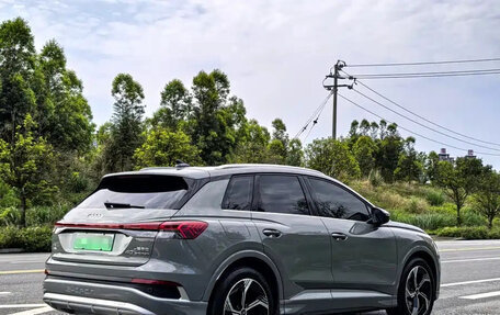 Audi Q4 e-tron, 2024 год, 3 850 000 рублей, 4 фотография