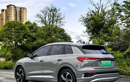 Audi Q4 e-tron, 2024 год, 3 850 000 рублей, 6 фотография