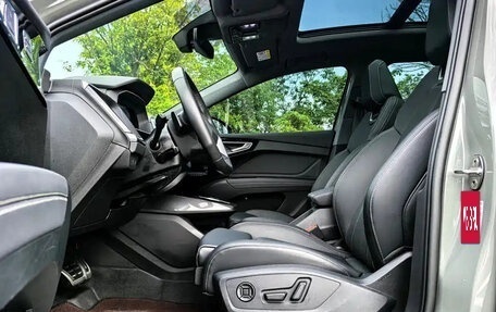 Audi Q4 e-tron, 2024 год, 3 850 000 рублей, 7 фотография