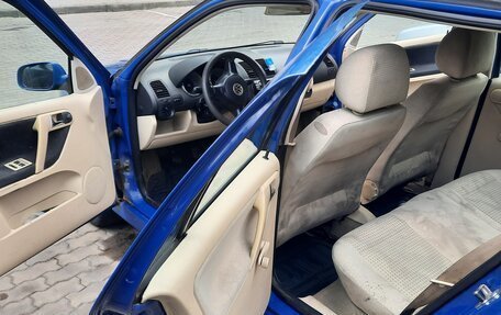 Volkswagen Polo III рестайлинг, 2001 год, 225 000 рублей, 3 фотография