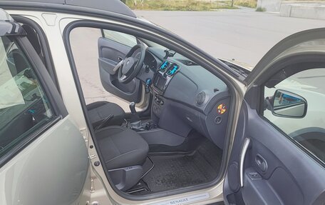 Renault Sandero II рестайлинг, 2016 год, 820 000 рублей, 11 фотография