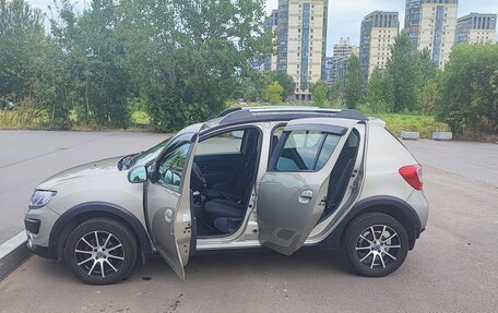 Renault Sandero II рестайлинг, 2016 год, 820 000 рублей, 18 фотография