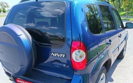 Chevrolet Niva I рестайлинг, 2019 год, 850 000 рублей, 4 фотография