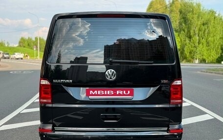 Volkswagen Multivan T6 рестайлинг, 2015 год, 2 990 000 рублей, 14 фотография