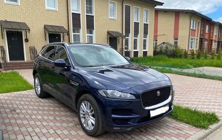 Jaguar F-Pace, 2017 год, 2 480 000 рублей, 1 фотография