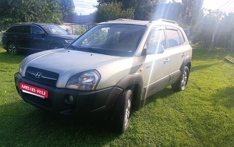 Hyundai Tucson III, 2006 год, 970 000 рублей, 4 фотография