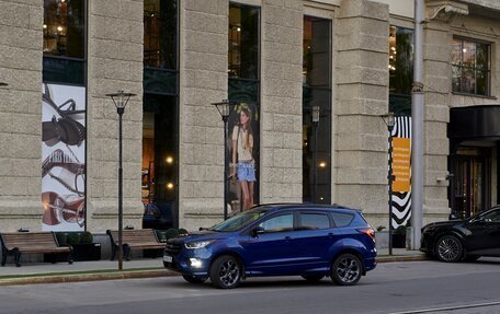 Ford Kuga III, 2018 год, 2 050 000 рублей, 2 фотография