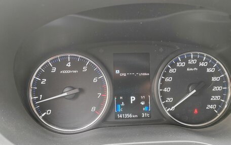Mitsubishi Outlander III рестайлинг 3, 2018 год, 1 800 000 рублей, 2 фотография