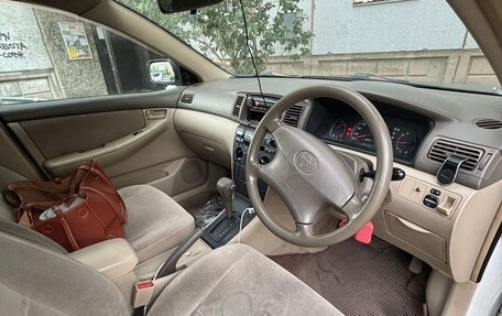 Toyota Corolla, 2001 год, 450 000 рублей, 4 фотография