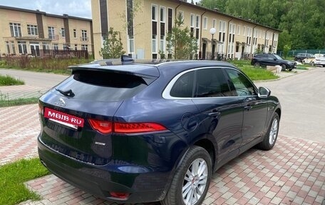Jaguar F-Pace, 2017 год, 2 480 000 рублей, 3 фотография