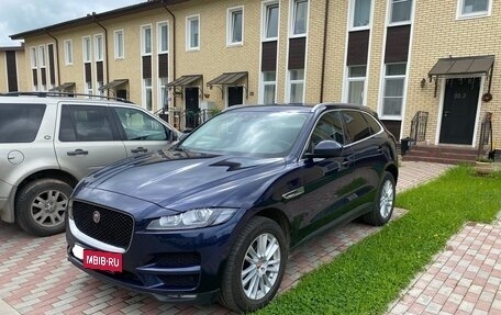 Jaguar F-Pace, 2017 год, 2 480 000 рублей, 2 фотография