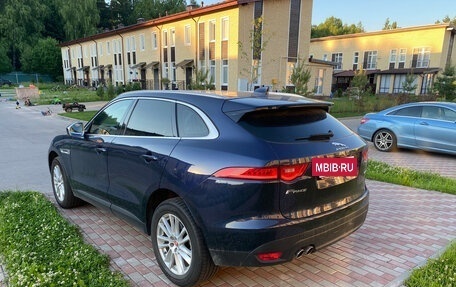 Jaguar F-Pace, 2017 год, 2 480 000 рублей, 4 фотография