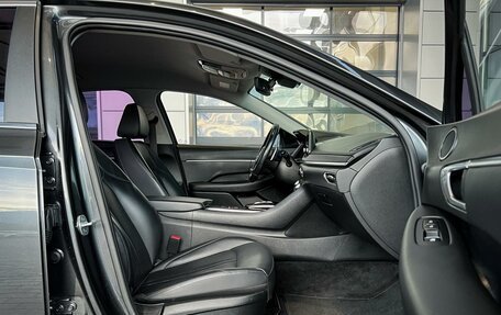 Hyundai Sonata VIII, 2019 год, 2 120 000 рублей, 21 фотография