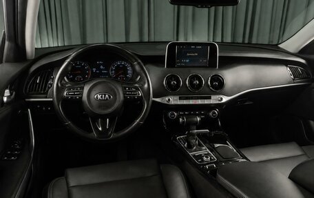KIA Stinger I, 2018 год, 1 899 000 рублей, 6 фотография
