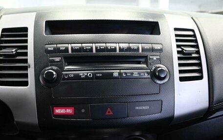 Mitsubishi Outlander III рестайлинг 3, 2010 год, 1 049 900 рублей, 15 фотография