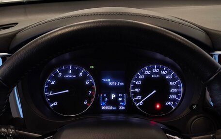 Mitsubishi Outlander III рестайлинг 3, 2020 год, 1 890 000 рублей, 15 фотография