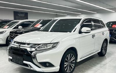 Mitsubishi Outlander III рестайлинг 3, 2023 год, 2 130 005 рублей, 1 фотография