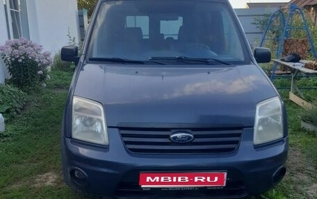 Ford Tourneo Connect I, 2012 год, 990 000 рублей, 1 фотография