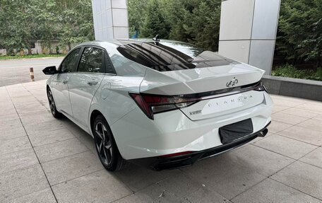 Hyundai Elantra, 2022 год, 1 300 005 рублей, 5 фотография