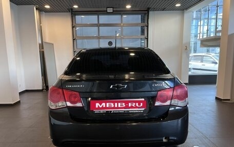 Chevrolet Cruze II, 2010 год, 280 000 рублей, 4 фотография