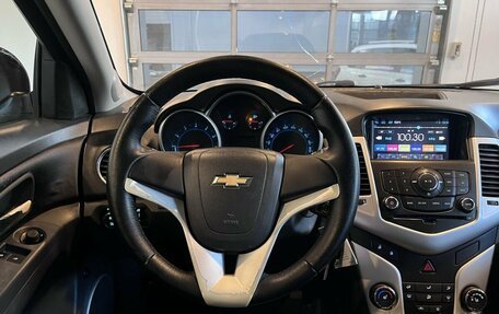 Chevrolet Cruze II, 2010 год, 280 000 рублей, 10 фотография