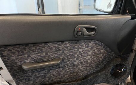 Suzuki Swift II, 2002 год, 60 000 рублей, 17 фотография