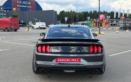 Ford Mustang VI рестайлинг, 2020 год, 2 350 000 рублей, 8 фотография
