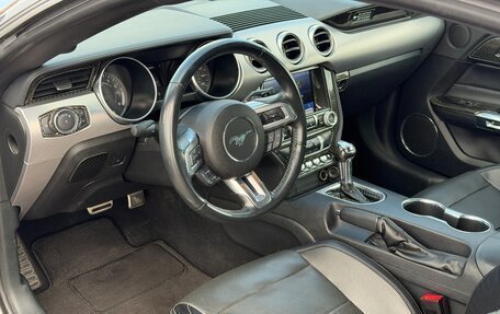 Ford Mustang VI рестайлинг, 2020 год, 2 350 000 рублей, 9 фотография