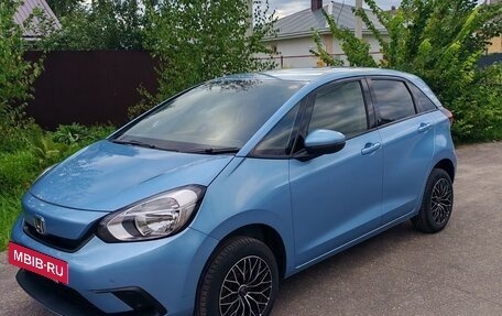 Honda Fit, 2021 год, 1 200 000 рублей, 8 фотография