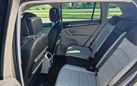 Volkswagen Tiguan II, 2019 год, 3 250 000 рублей, 10 фотография