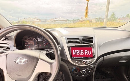 Hyundai Solaris II рестайлинг, 2014 год, 829 000 рублей, 7 фотография